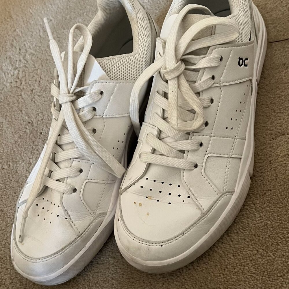 On Cloud Roger clubhouse (size 8)